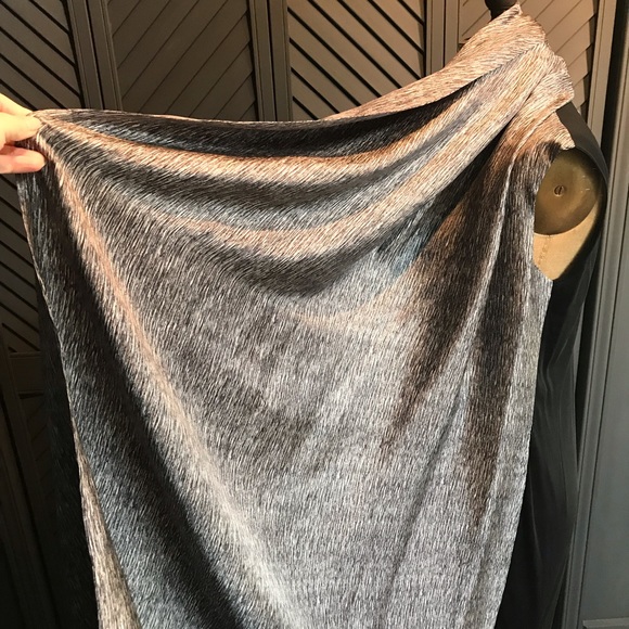 ✨PRICE DROP✨ Stunning Maison Martin Margiela wrap in EUC - Picture 7 of 9
